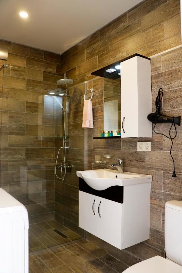 Дома для отпуска Mtatsminda Family Corner Тбилиси-21