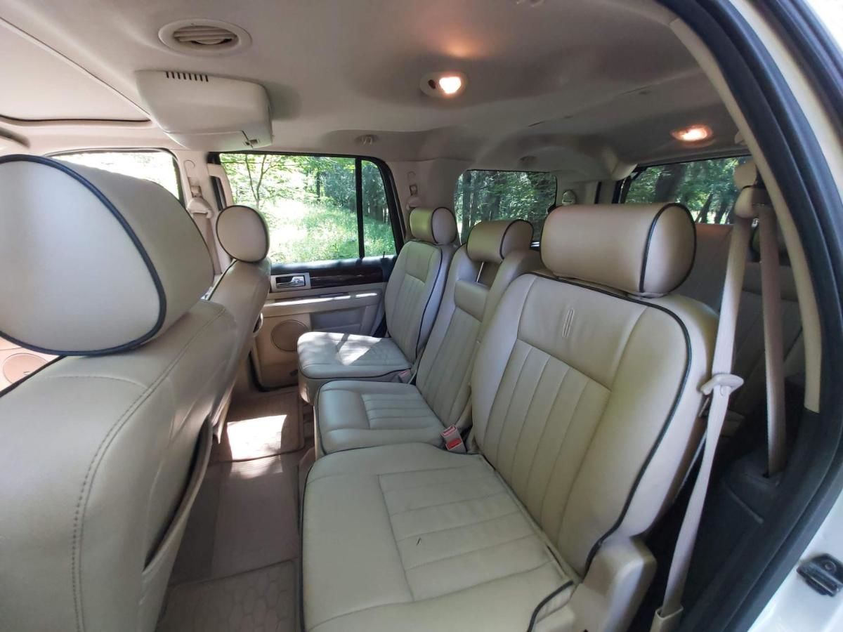 Дома для отпуска Mtatsminda Family Corner Тбилиси-45