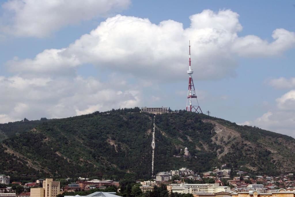 Дома для отпуска Mtatsminda Family Corner Тбилиси-50