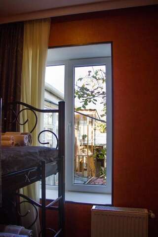 Дома для отпуска Mtatsminda Family Corner Тбилиси Дом для отпуска-14