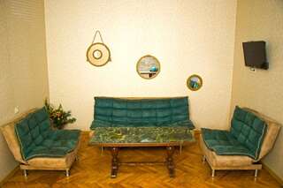 Дома для отпуска Mtatsminda Family Corner Тбилиси Дом для отпуска-90